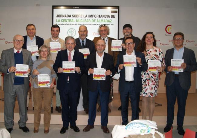 Acto a favor de la central nuclear de Almaraz en Cáceres.