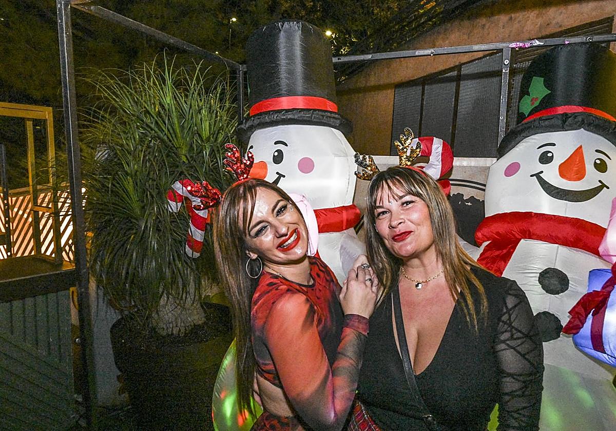 Fotos | Los bares del río de Badajoz hacen el agosto en Navidad