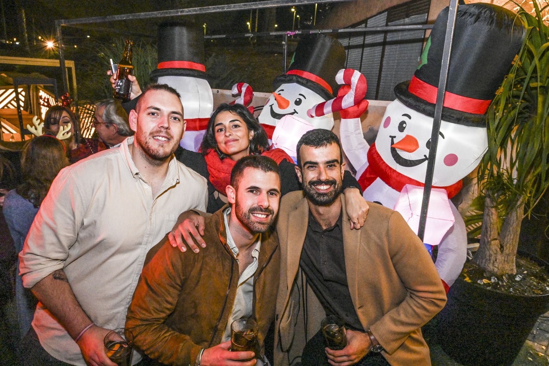 Fotos | Los bares del río de Badajoz hacen el agosto en Navidad