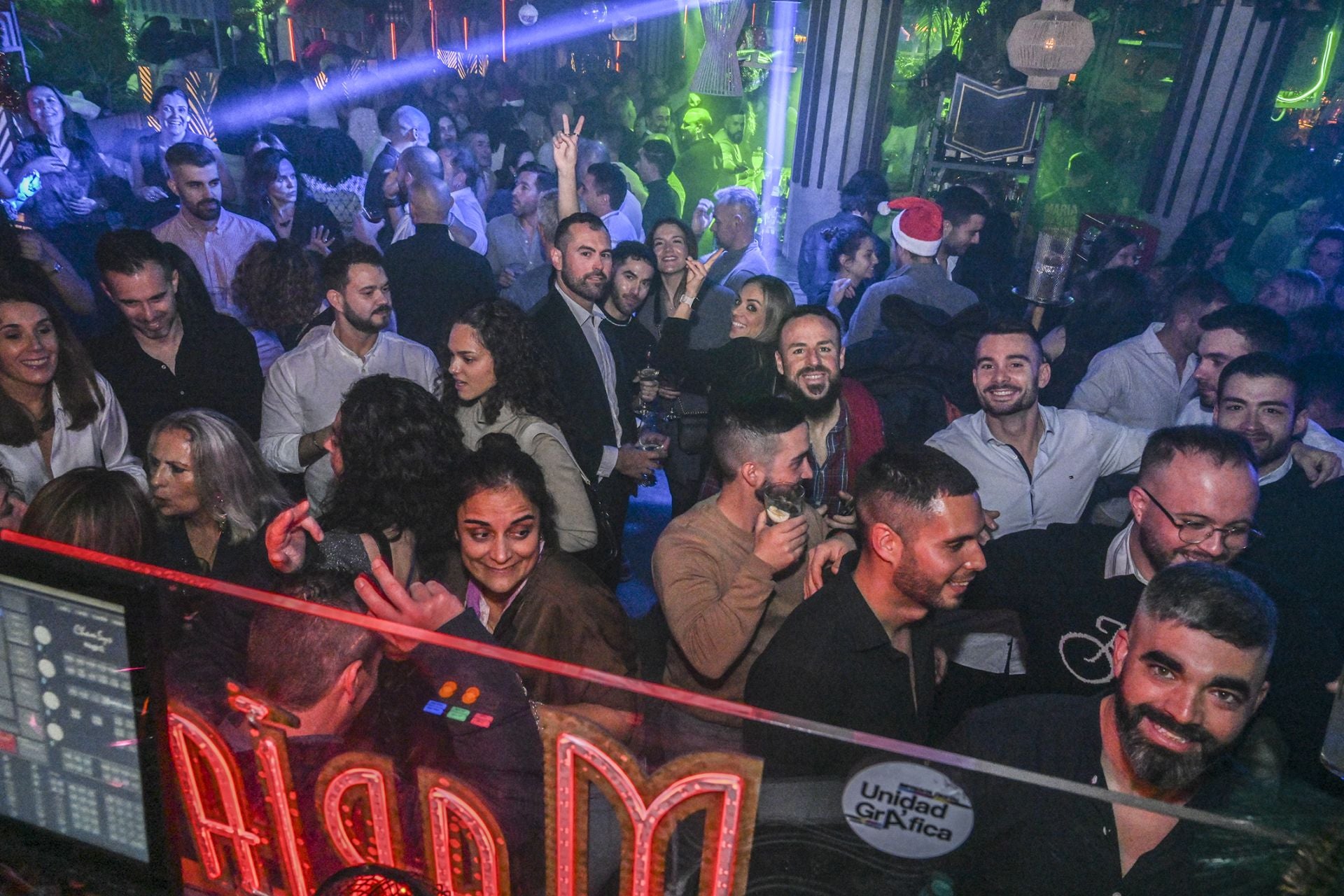 Fotos | Los bares del río de Badajoz hacen el agosto en Navidad