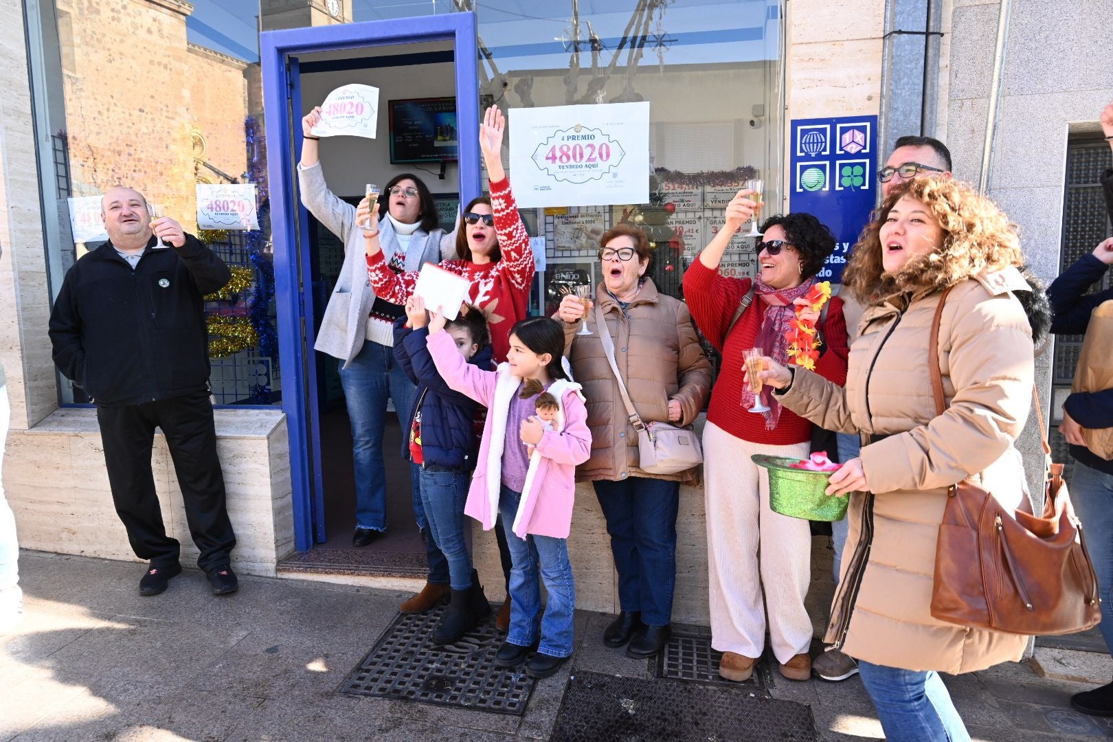 Fotos: Así celebra Extremadura los premios de la Lotería de Navidad