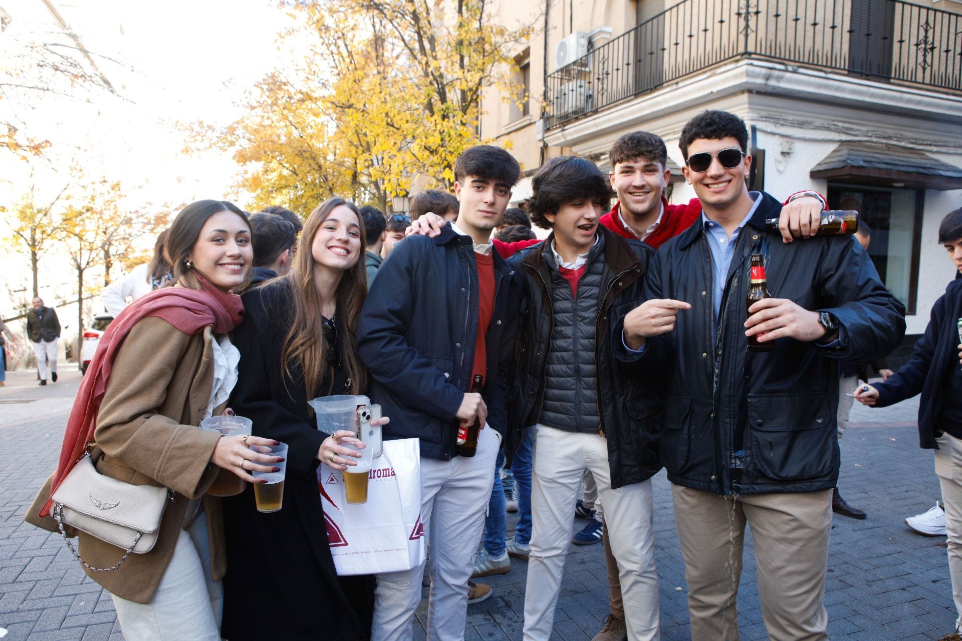 Las calles de Cáceres se llenan con las cañas de Nochebuena