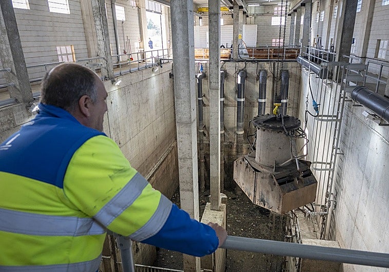 Una red bajo el suelo limpia 11 millones de metros cúbicos de agua para enviarla al río Guadiana cada año