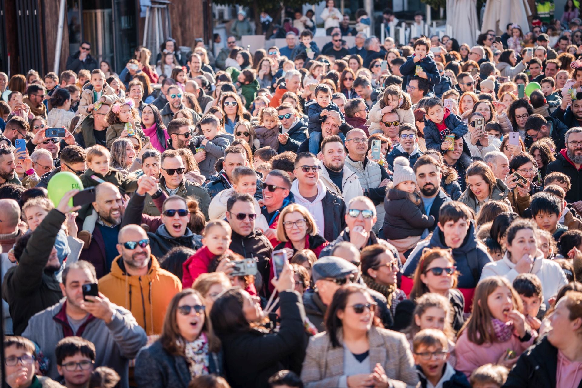 Fiesta de preuvas infantiles en la Plaza de España de Mérida