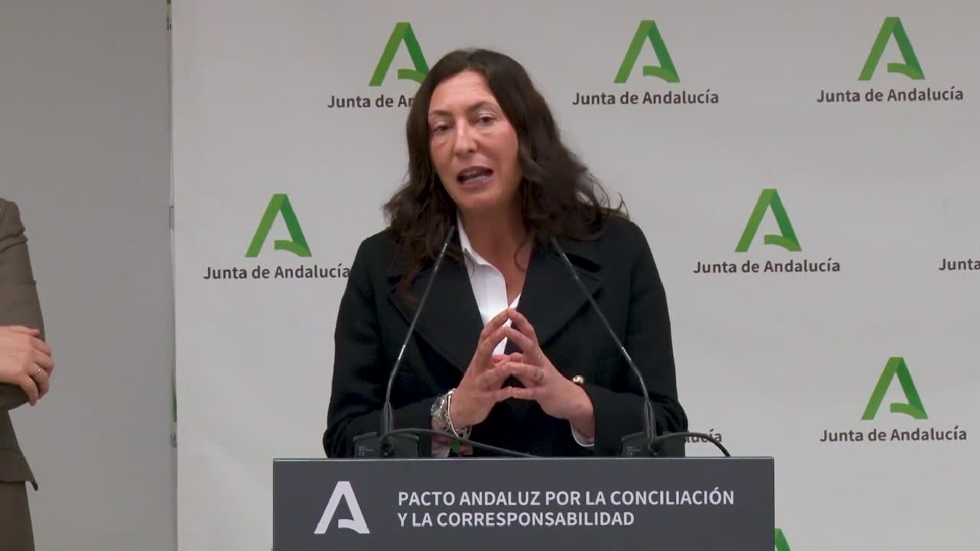 Junta de Andalucía y FAMP firman el primer Pacto Andaluz por la Conciliación