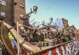 Carroza de Fedexcaza que salió el año pasado en la cabalgata de Badajoz.