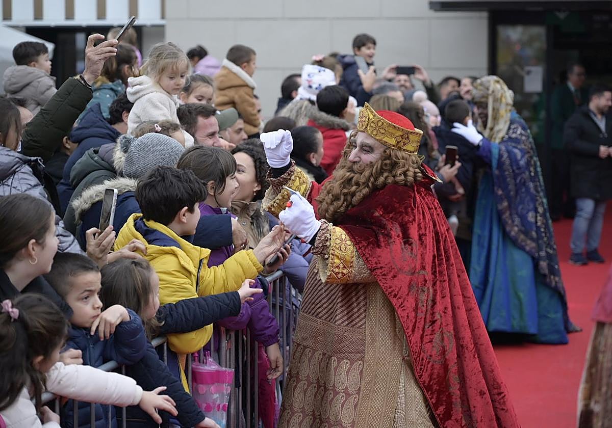 Fotos | Así ha vivido Badajoz la visita de Los Reyes Magos (I)