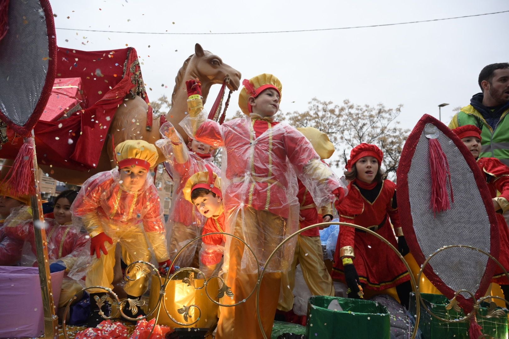 Fotos | Así ha vivido Badajoz la visita de Los Reyes Magos (II)