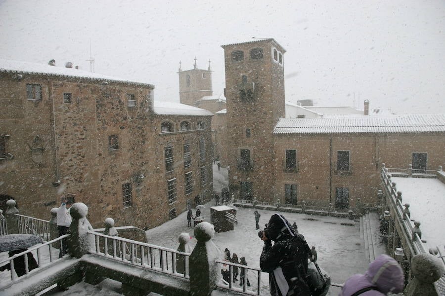 El 10 de enero de 2010 la mayor parte de Extremadura se cubrió de blanco. En la imagen, Cáceres.