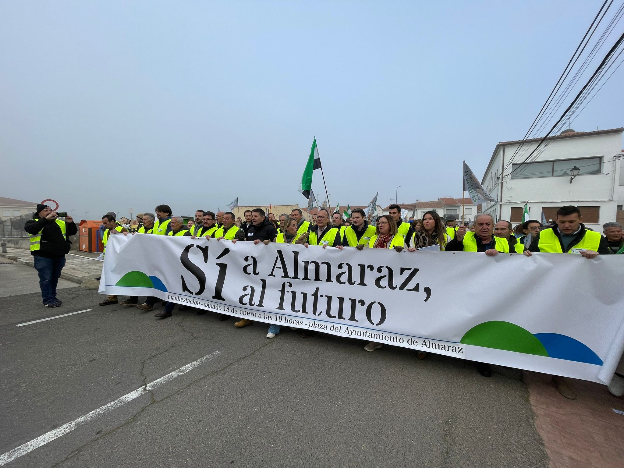 La manifestación contra el cierre de Almaraz, en imágenes