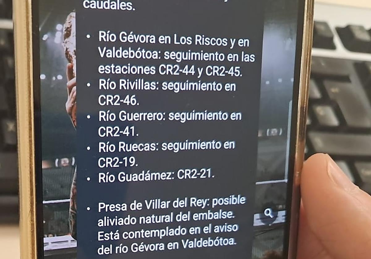 Mensaje que se ha difundido este martes entre grupos de Whatsapp de la población.
