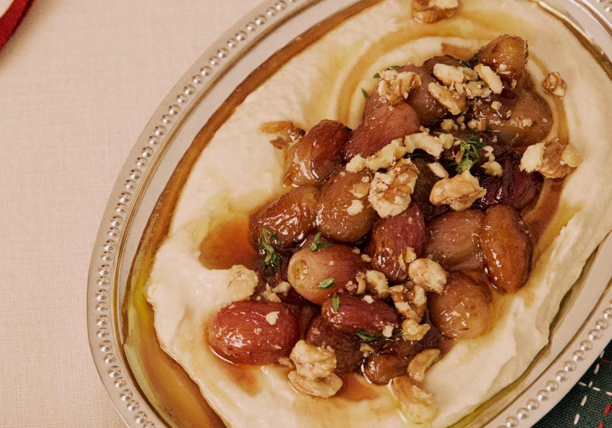 Hummus con uvas, miel y tomillo