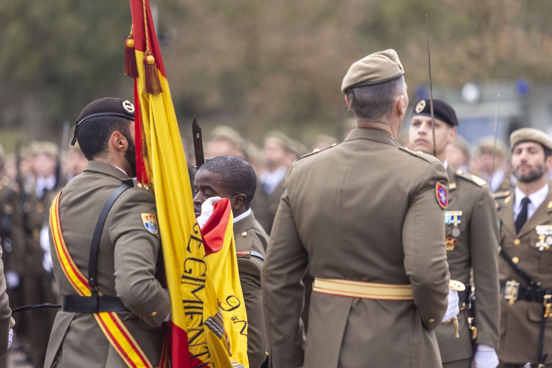 Fotos | Búscate en la jura de bandera en el Cefot de Cáceres