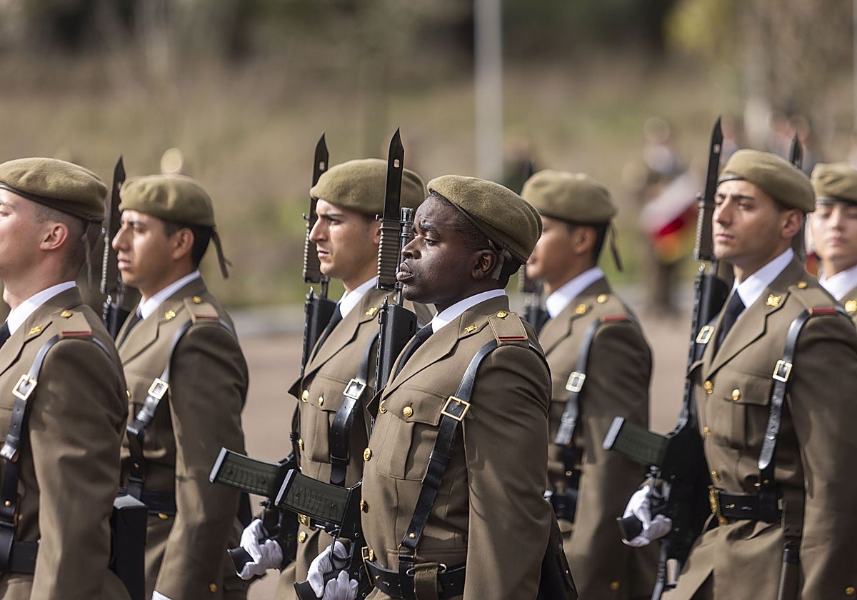 Un total de 1207 alumnos juraron bandera este sábado en el Cefot número 1.