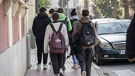 Los docentes defienden su derecho a los 175 días de clase