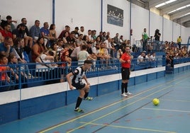 El Badajoz GV Energía espera un gran ambiente el sábado en el Pabellón Hernán Cortés ante el líder Móstoles.