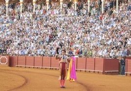 Julián López 'El Juli' en una corrida de toros en Sevilla.