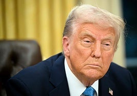 ¿Qué hace Vox aplaudiendo a Trump?