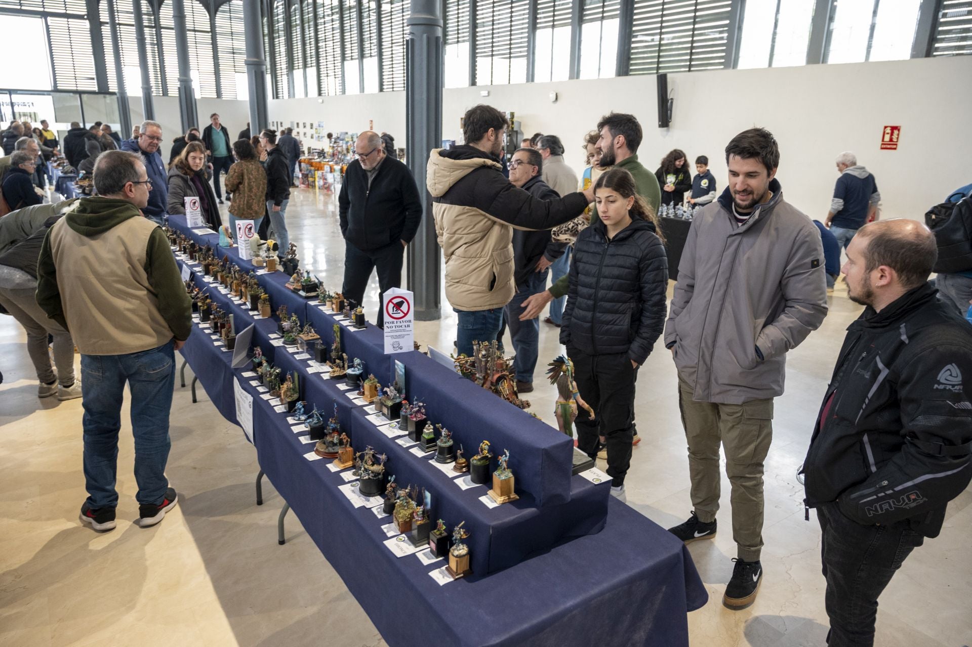 600 maquetas de todo el mundo se exponen en el concurso de modelismo de Badajoz