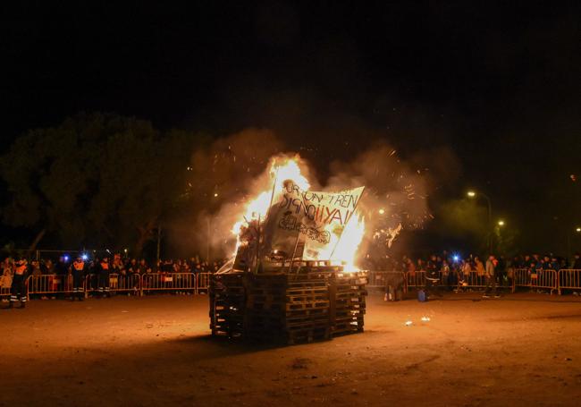 Las Candelas de la Margen Derecha volverán a arder en la barriada de San Fernando.
