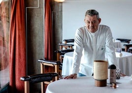 El cocinero Rui Paula en el comedor de Casa de Chá da Boa Nova.