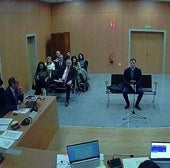 La jueza cree que la Diputación también contrató a personas sugeridas por el hermano de Pedro Sánchez