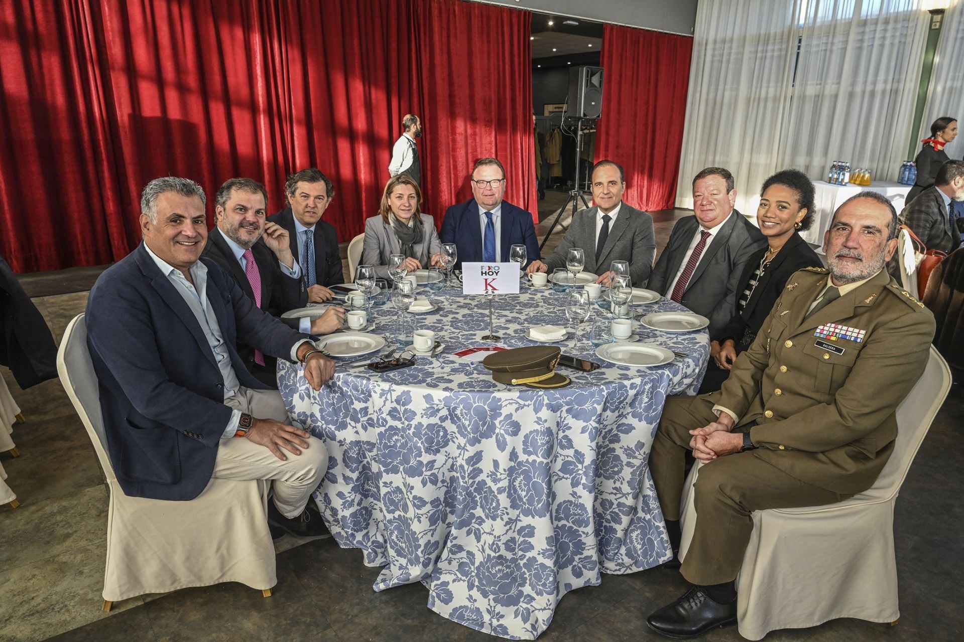 José Manuel García Ballestero, Javier Gijón, Juan Luis Rodríguez, Pilar Gómez de Tejada, Hipólito Pacheco,  Eladio Buzo, Pedro Pablo González, Mariema Seck y Ramón Balsera.