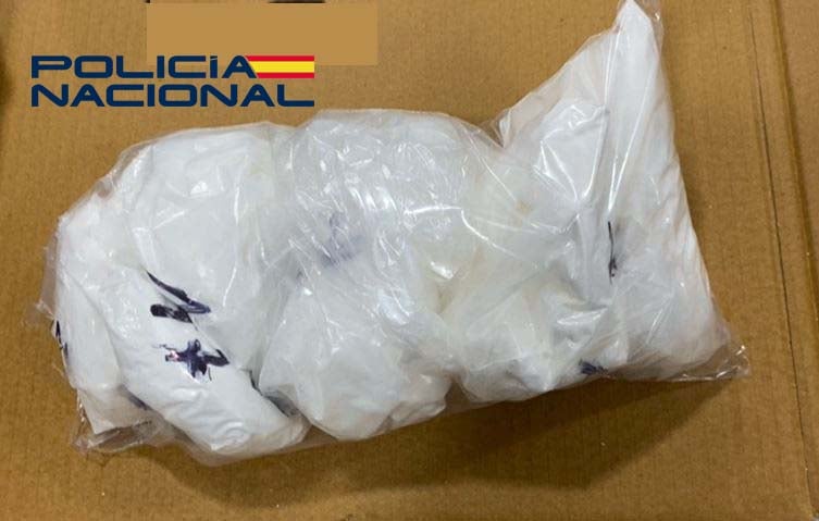 Paquete de droga intervenido.