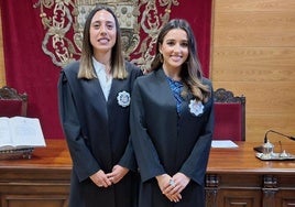 Isabel Soriano (a la izquierda) y Carmen Lancho, el pasado día 5 tras jurar o prometer como juezas.