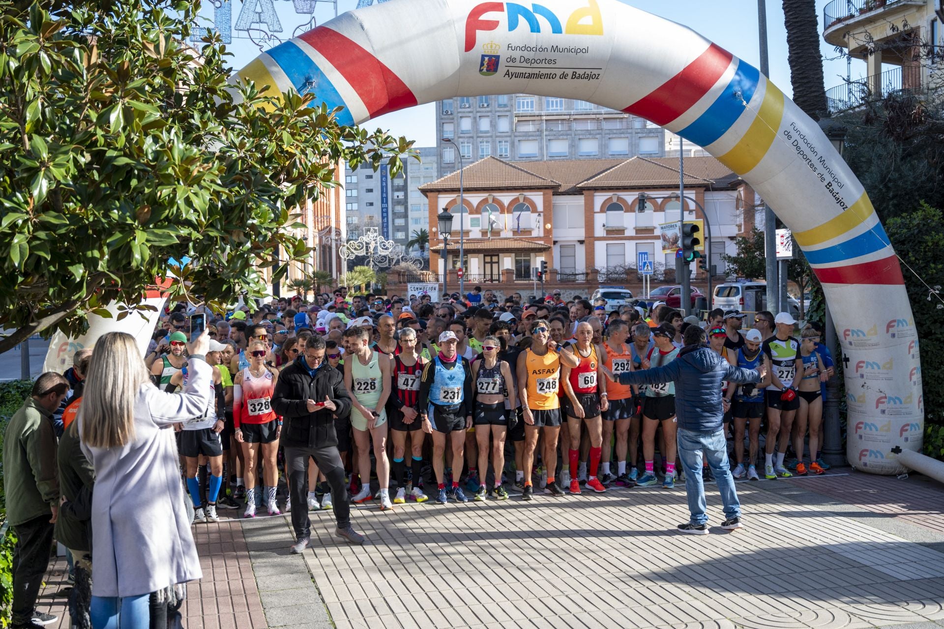 Carlos Gazapo y Raquel Cabaço se imponen en la media maratón Badajoz-Elvas