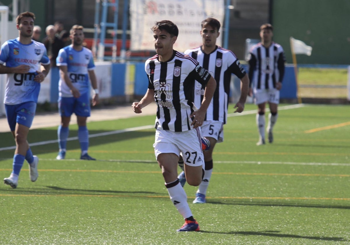 Germán Garrido durante el partido del Badajoz en Arroyo de esta última jornada.