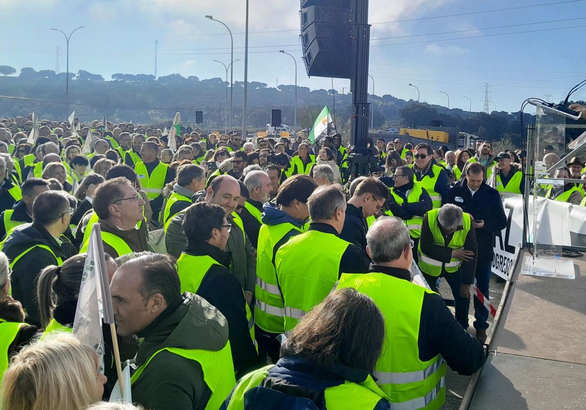 Manifestación en Almaraz.