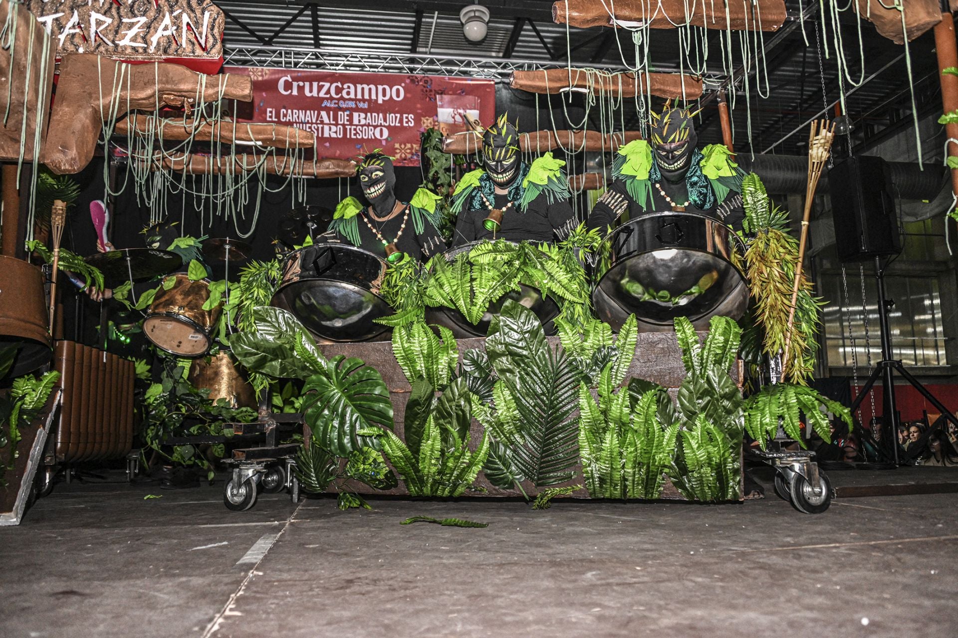 La Tamborada del Carnaval de Badajoz, en imágenes