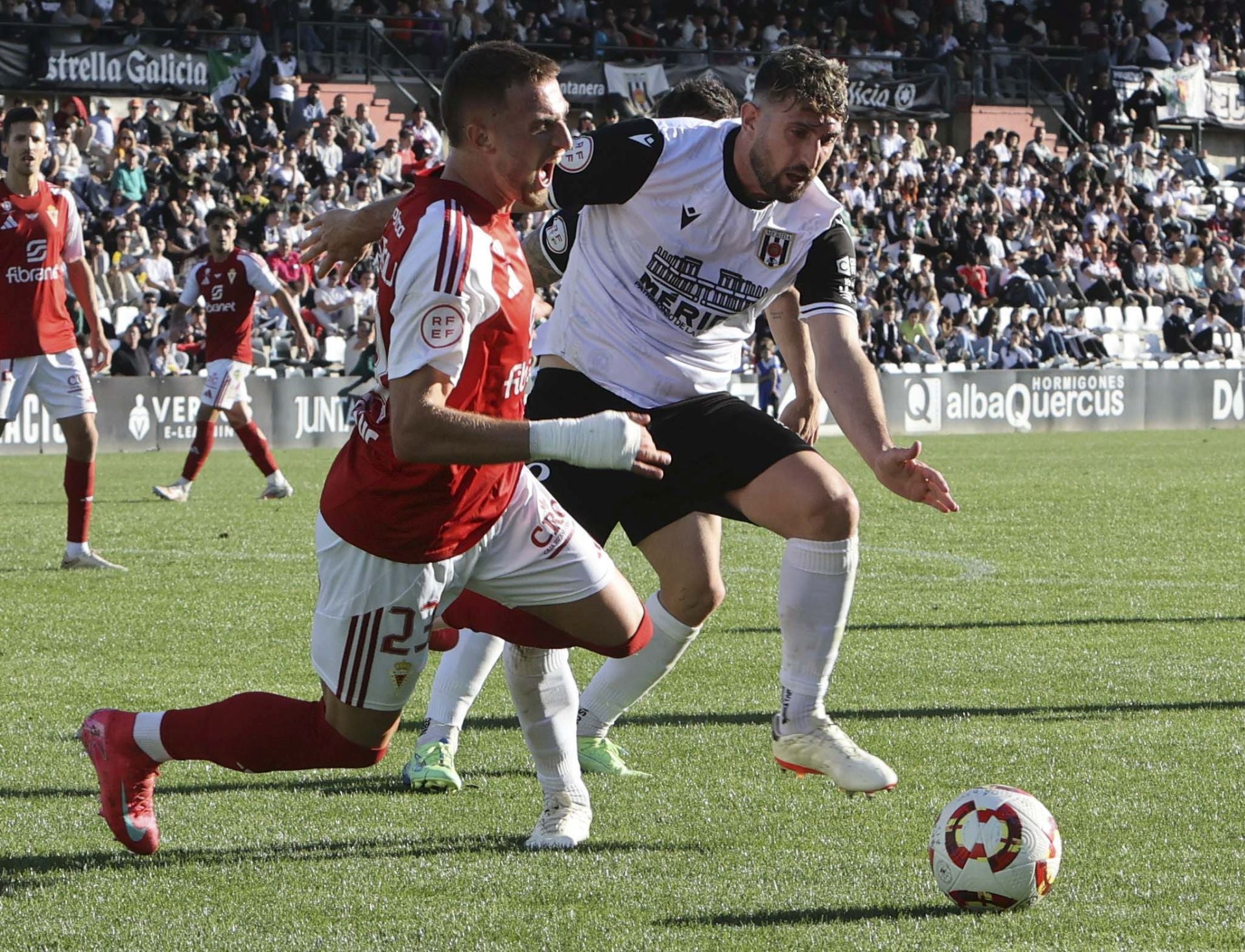 El Mérida cae en el Romano ante el Murcia (1-4)