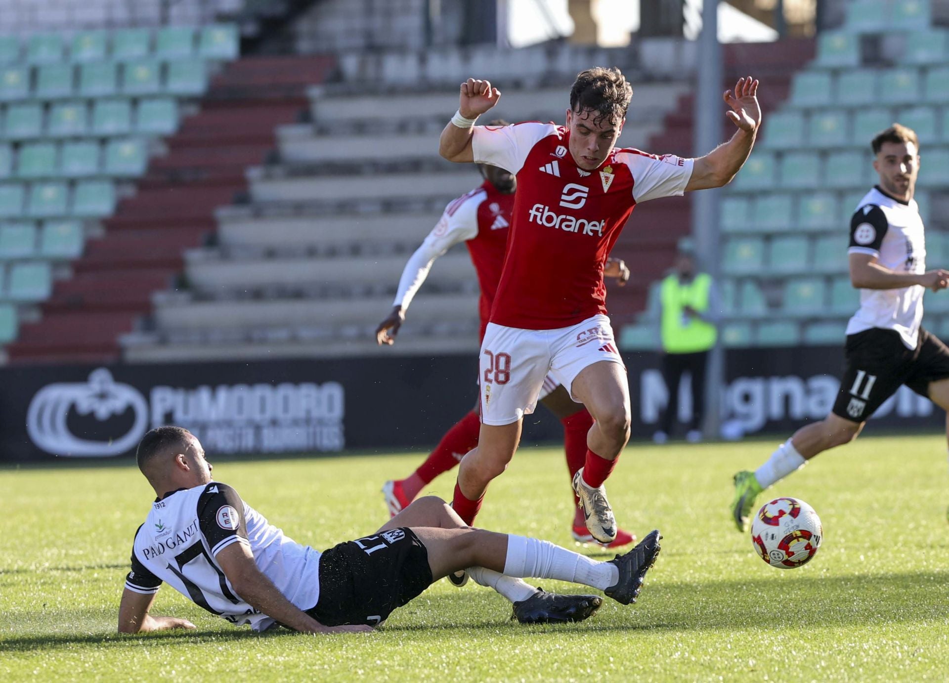 El Mérida cae en el Romano ante el Murcia (1-4)