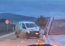 Un momento posterior al accidente en la circunvalación de Quintana de la Serena.