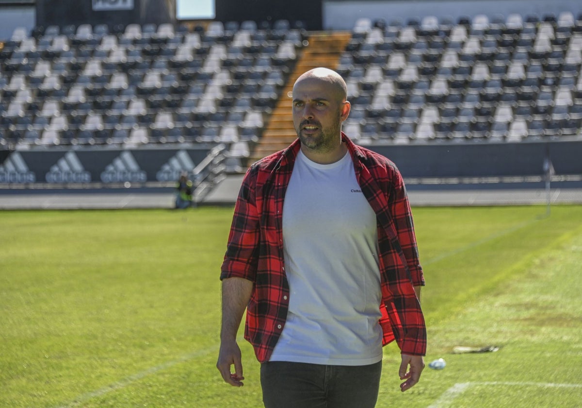 Luis Oliver Sierra durante el duelo ante el Moralo de la pasada jornada.