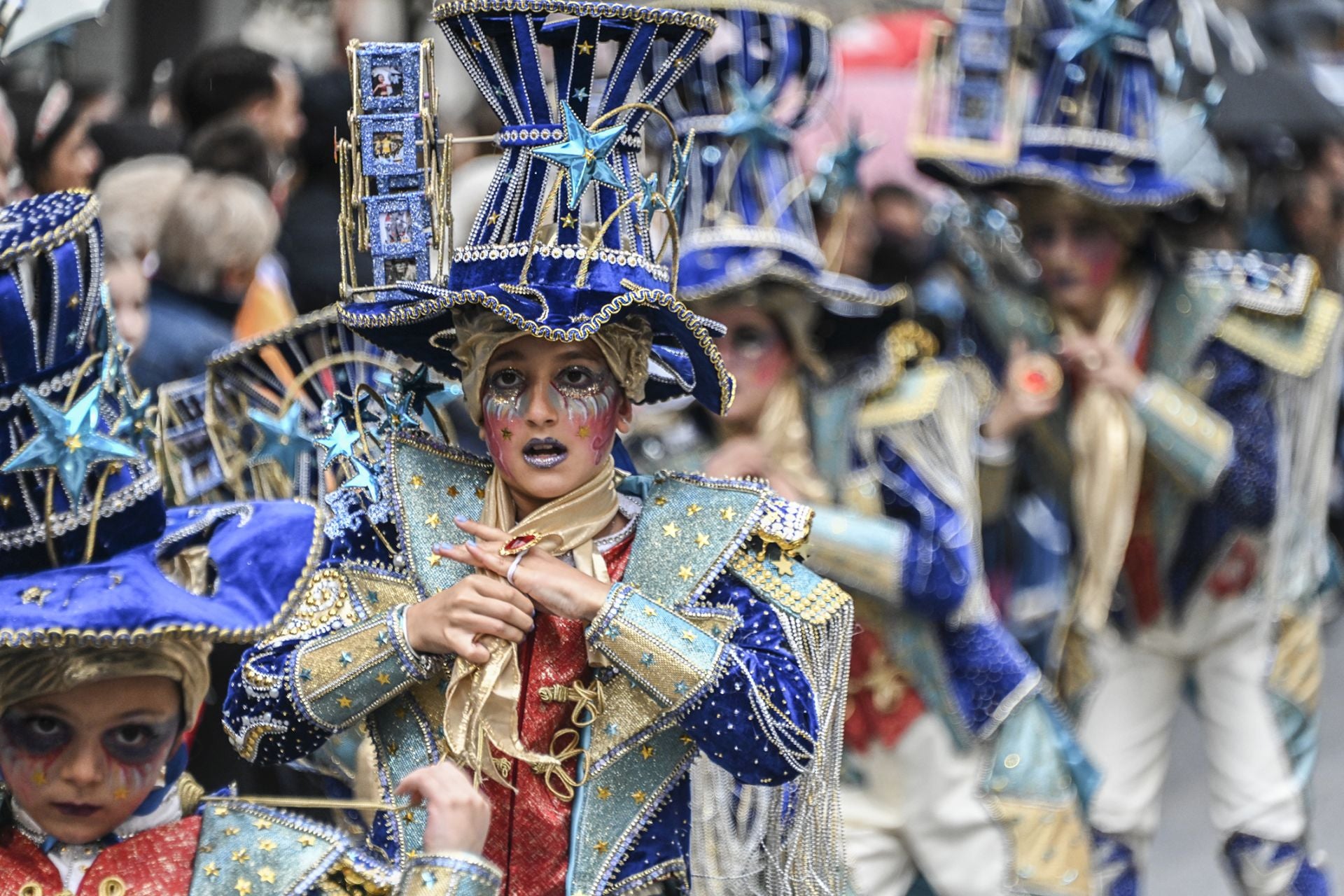 El desfile infantil de comparsas del Carnaval de Badajoz 2025, en imágenes