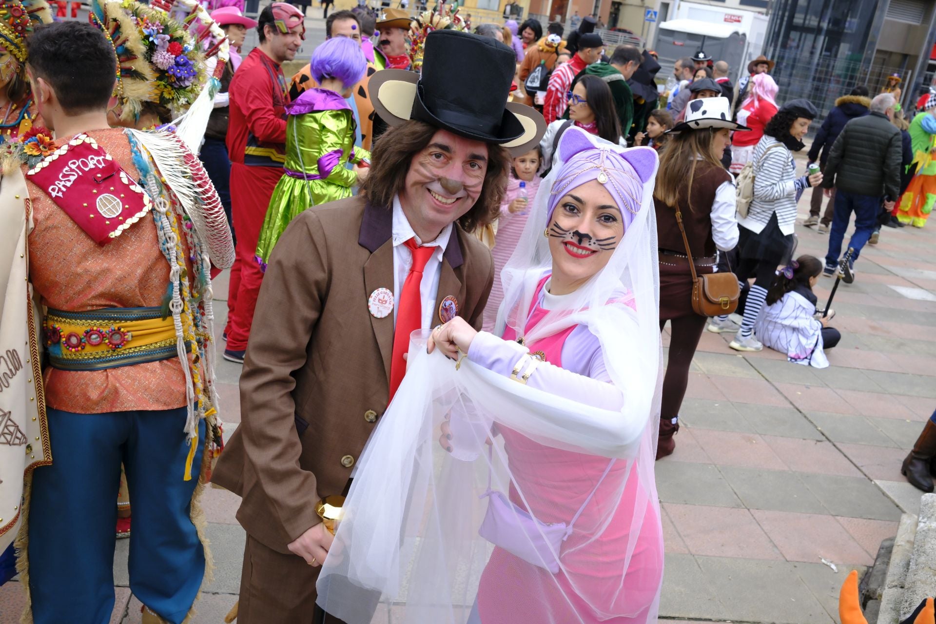 Los disfraces más originales del Carnaval de Badajoz 2025, en imágenes