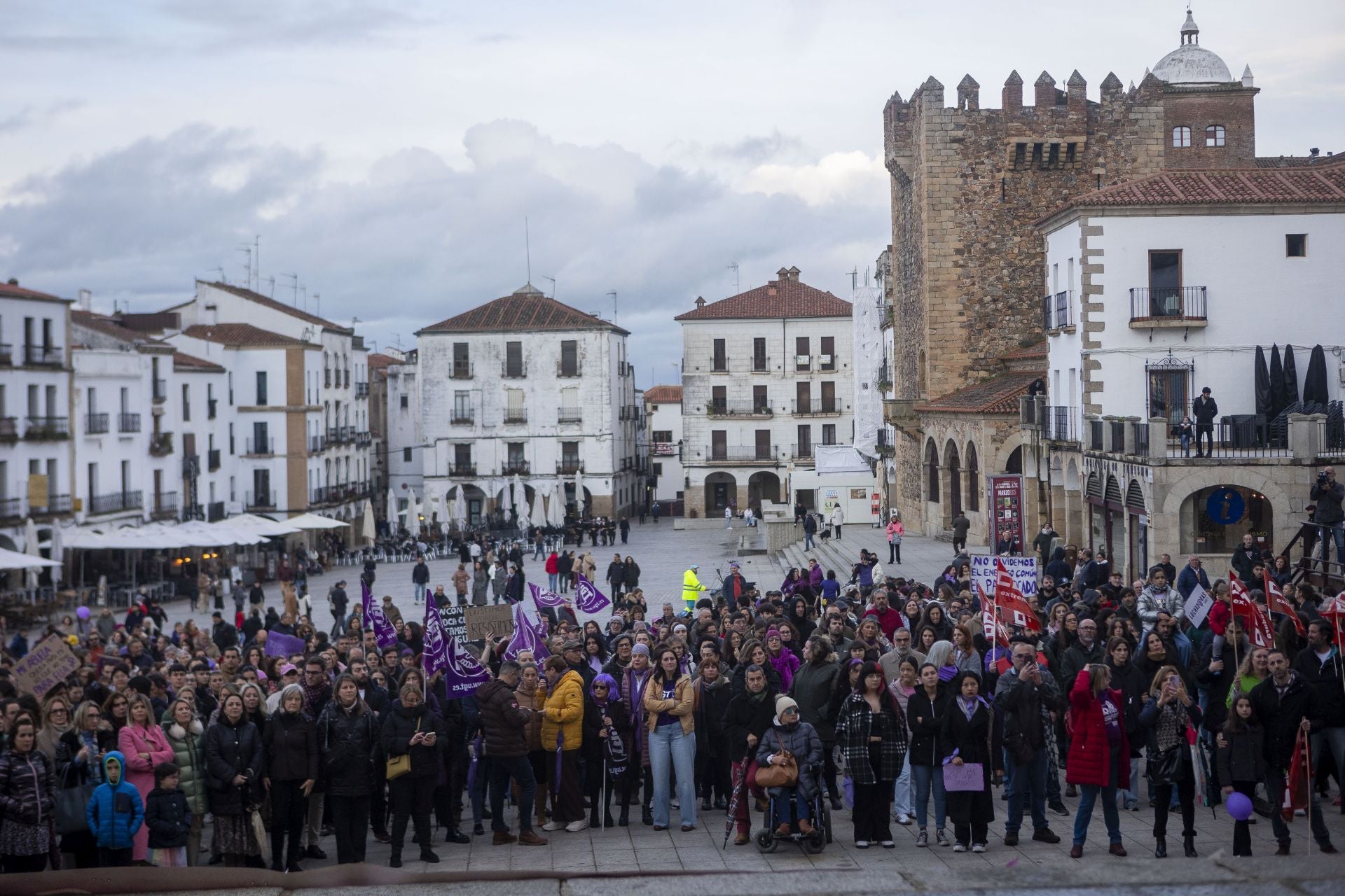 El 8M en Cáceres, en imágenes