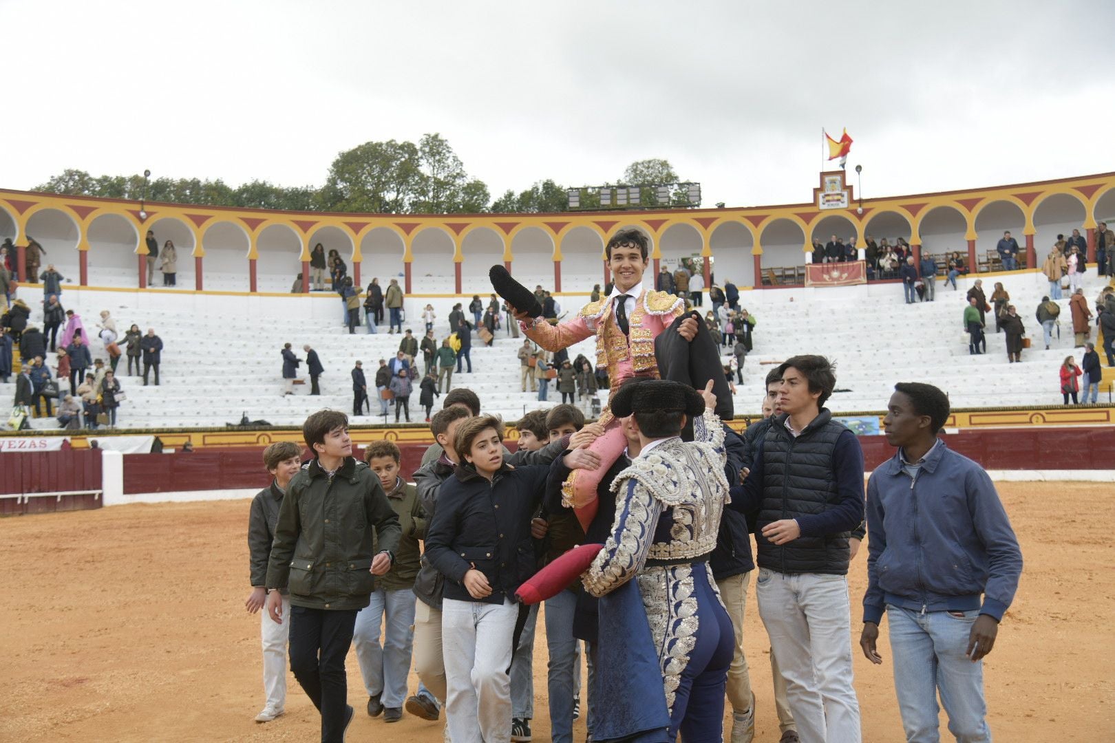 La novillada dominical de Olivenza, en imágenes