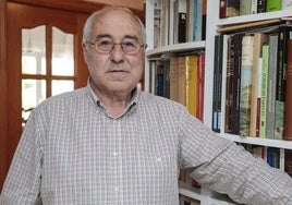 José Luis Puerto es el protagonista del Aula Literaria Enrique Díez Canedo, en Badajoz.