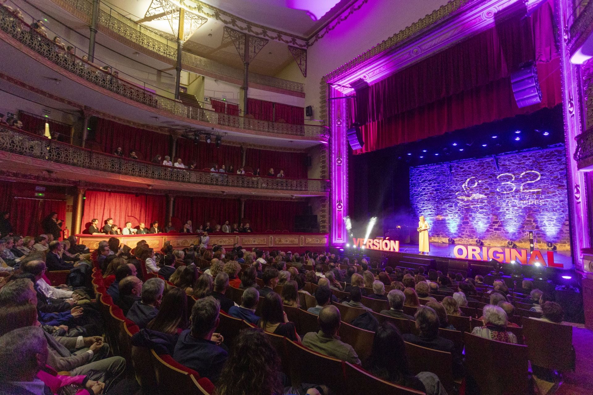 Fotos | Las mejores imágenes de la gala de los premios Versión Original en Cáceres