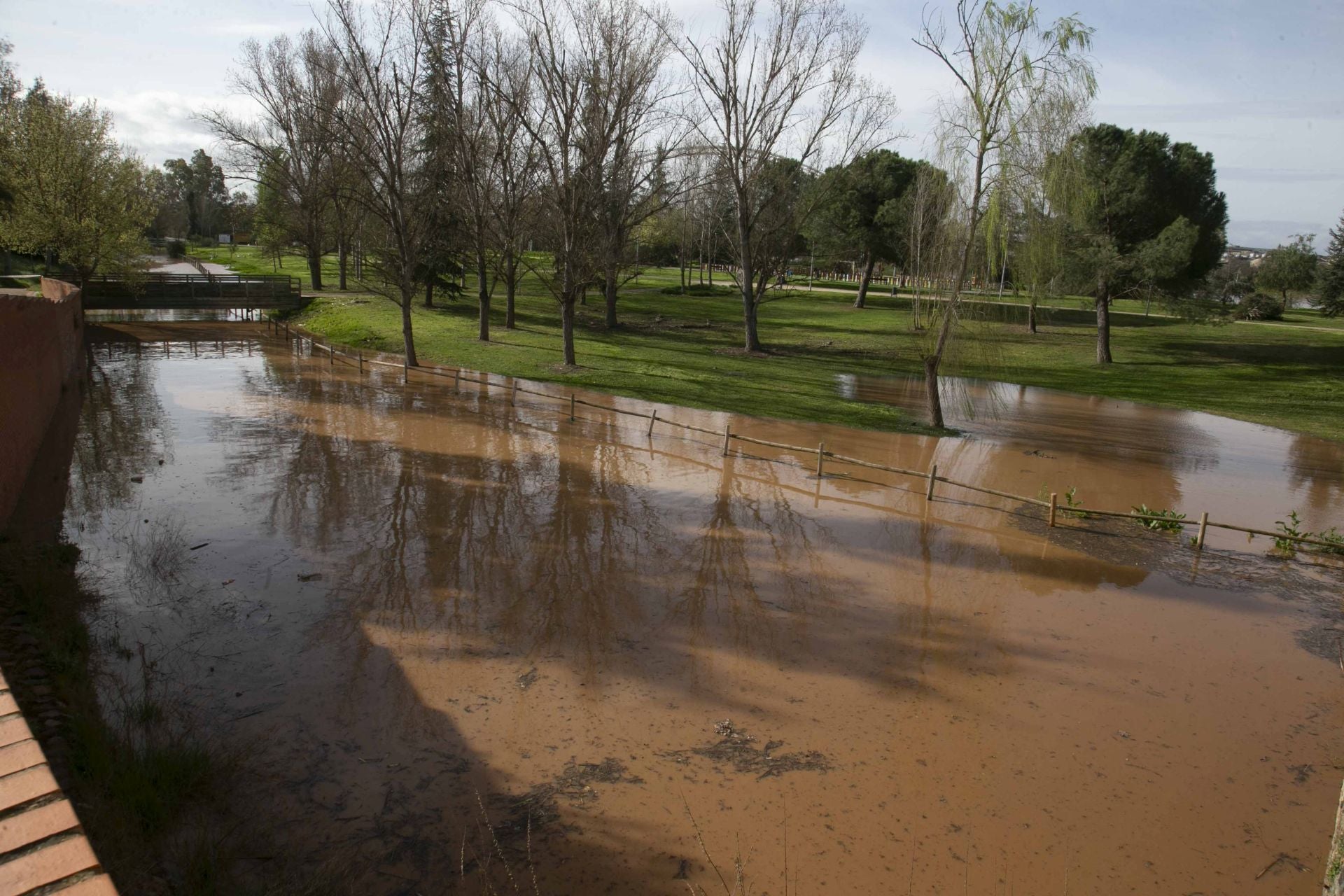 Así han quedado los parques de Extremadura tras la crecida del Guadiana