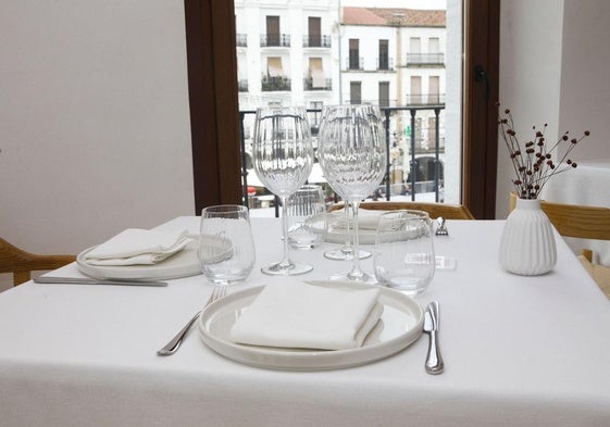 Restaurante Miga, ubicado en el Arco de la Estrella de Cáceres.