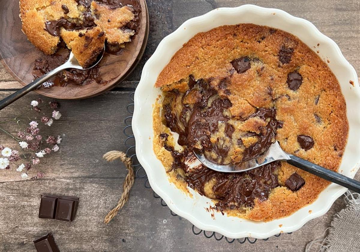 Galleta de chocolate elaborada en freidora de aire