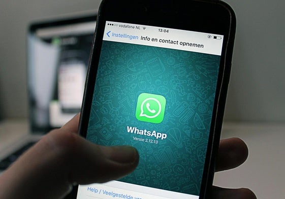 Captura de pantalla de la aplicación Whatsapp, que permite el uso de Inteligencia Artificial