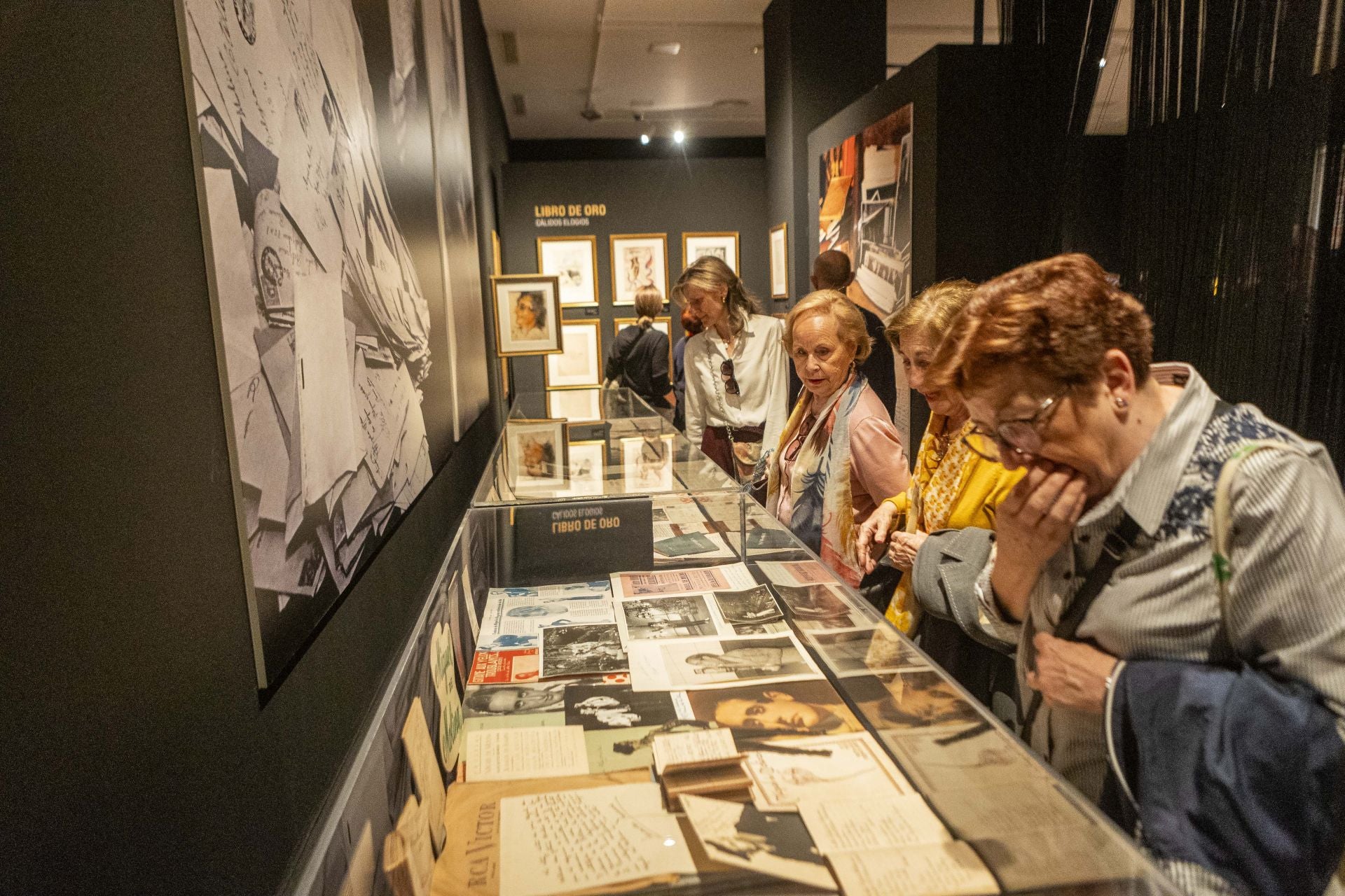 Fotos | El arte y la vida de Miguel de Molina (I)