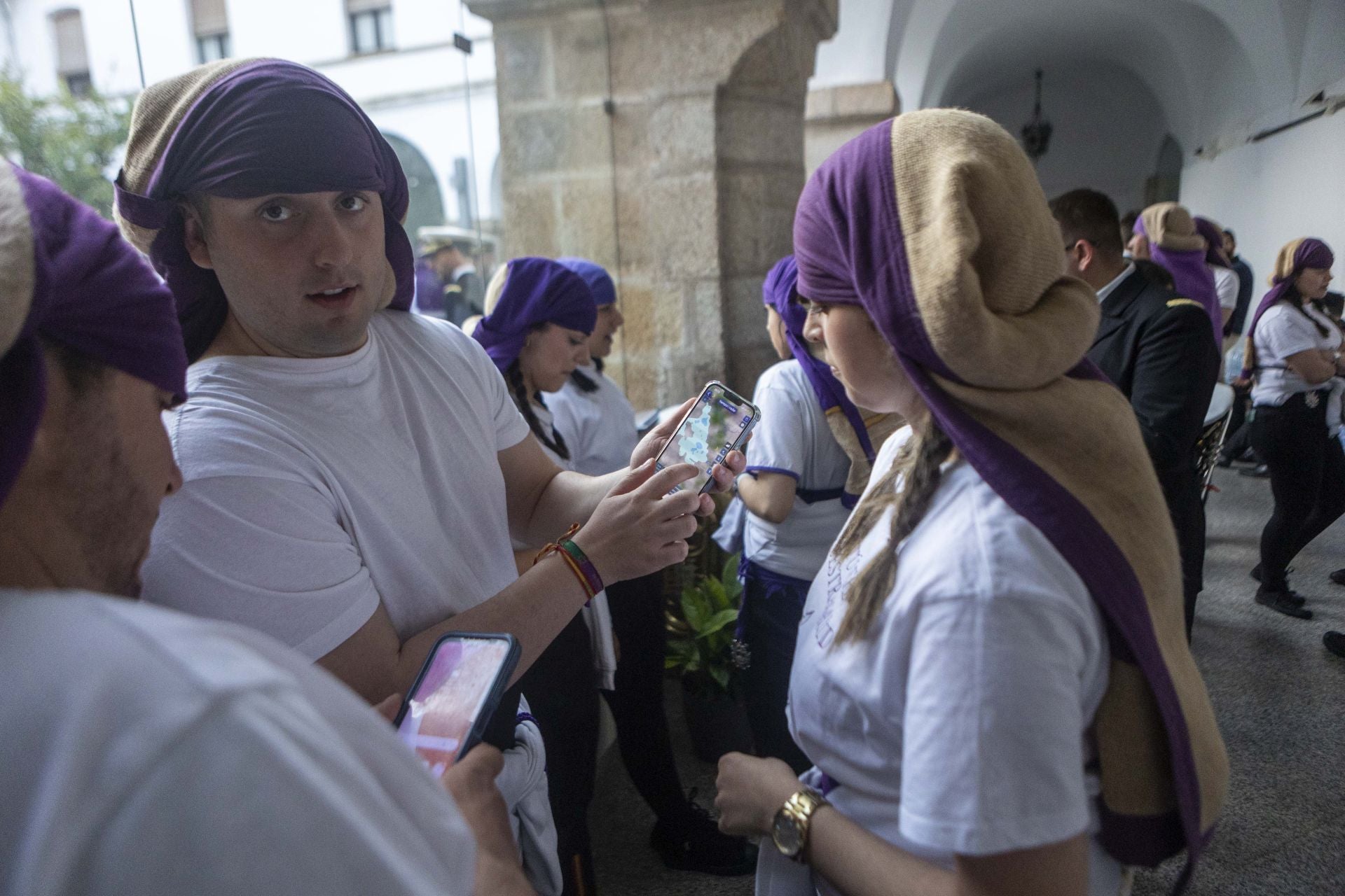 Las mejores imágenes del Lunes Santo en Cáceres