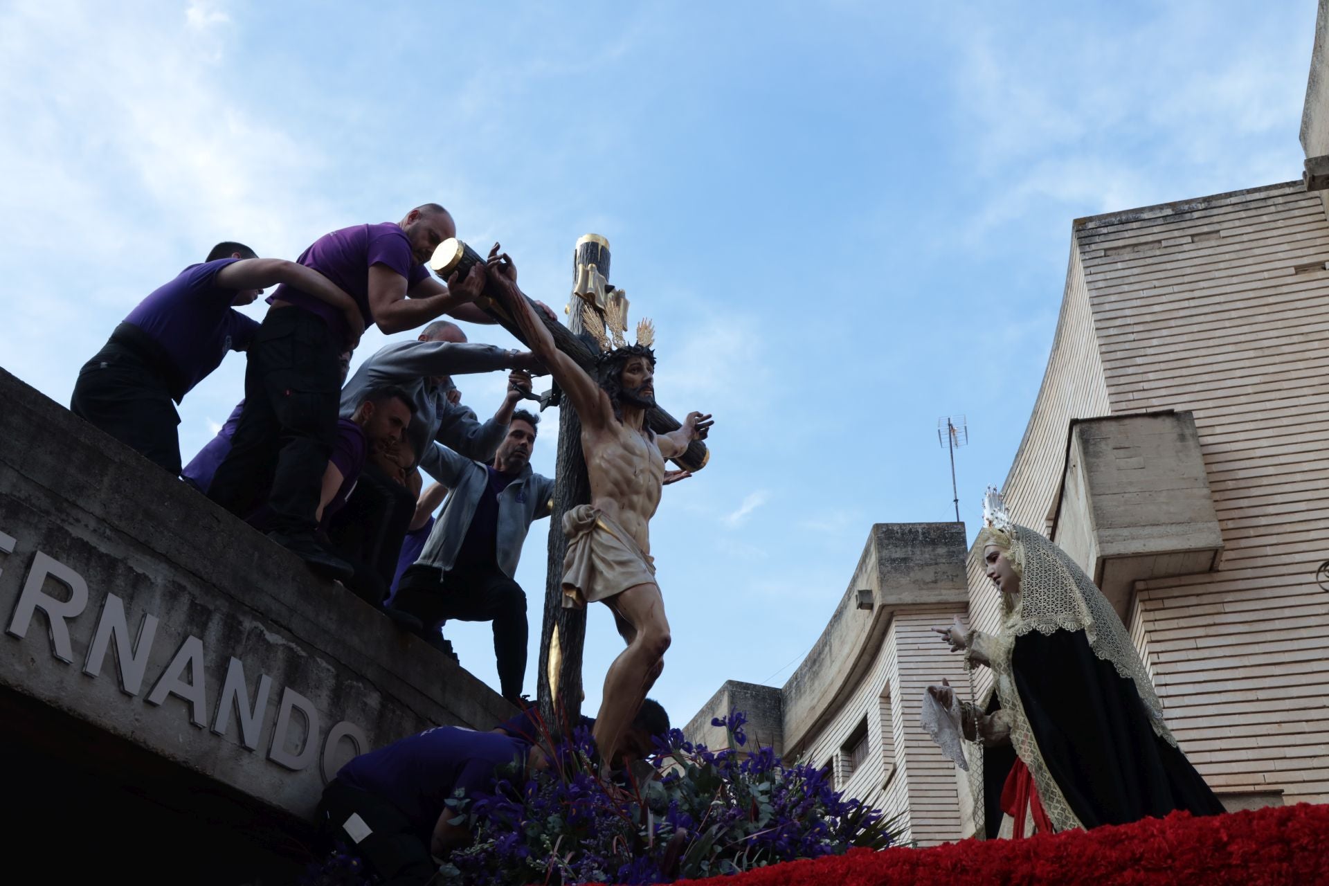 Fotos | Las mejores imágenes del Martes Santo en Badajoz
